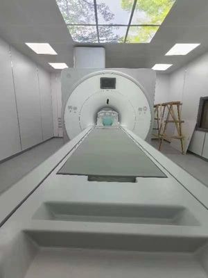 Habitación de IRM con sistema de aire acondicionado