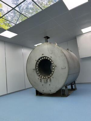 Un buen precio. Eficacia de blindaje de 100 dB Sala de blindaje de RF con construcción modular o in situ y tamaño de sala personalizable para la resonancia magnética de la jaula de Faraday en línea