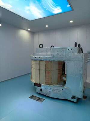 Un buen precio. Sala de blindaje de RF de frecuencia central nominal de 50 Hz con atenuación de 100 dB y tamaño de sala personalizable para la resonancia magnética de la jaula de Faraday en línea